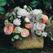 Flowers and bouquets